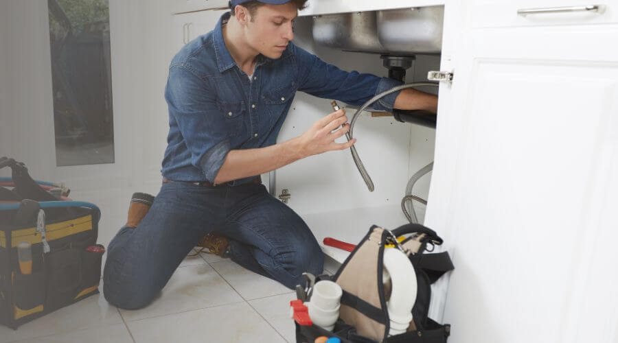 Expert burst pipe repair services in Oberlin, LA